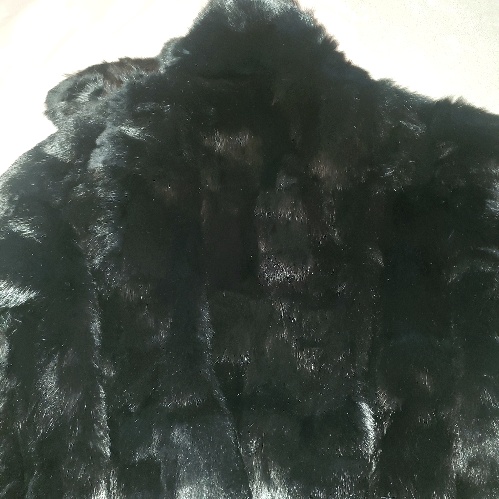 Boutique Pelz Vintage Women's Genuine Fur Coat